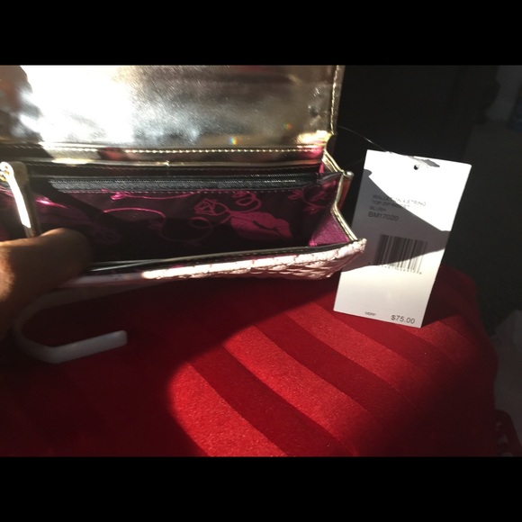 ‼️SOLD‼️💟Betsey Johnson Wallet on a String💟 - Picture 4 of 4