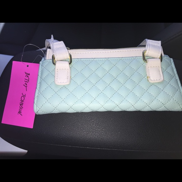 ‼️SOLD‼️💟Betsey Johnson Wallet on a string💟 - Picture 2 of 4