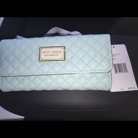 ‼️SOLD‼️💟Betsey Johnson Wallet on a string💟 - Picture 3 of 4