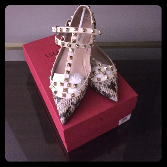 Valentino "Rockstud" flats