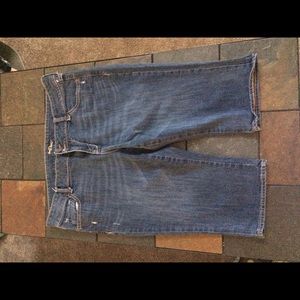 Old Navy capris size 18