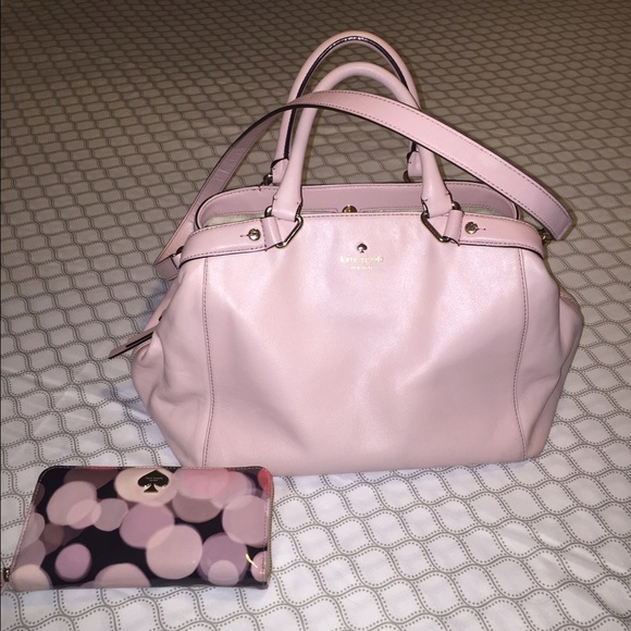 Reserved for @persuitte