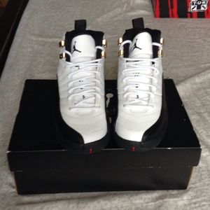 Play Off 12s Size 4y