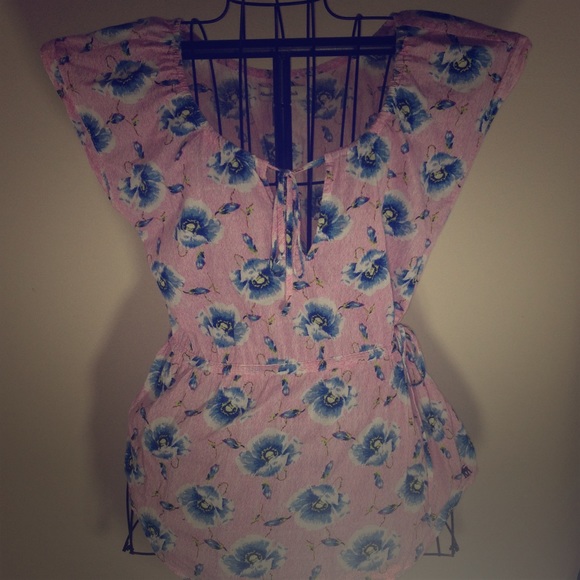 Abercrombie & Fitch Pink Floral Blouse
