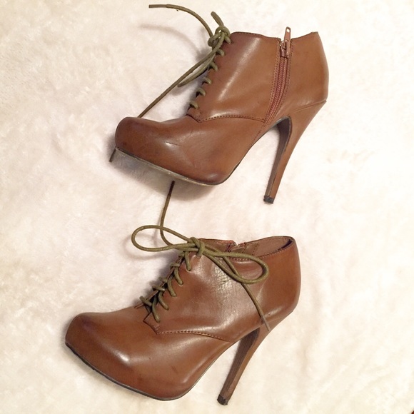 💥BROWN BOOTIES 💥