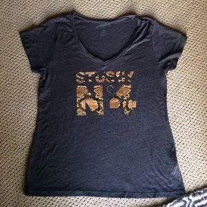 Stussy v-neck tshirt