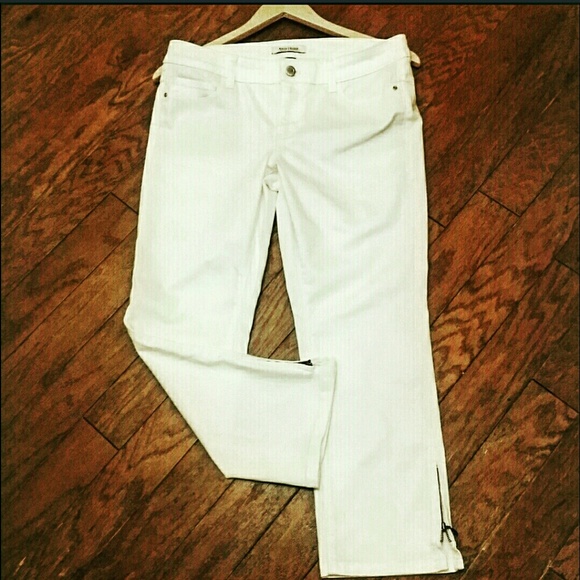 WHITE HOUSE BLACK MARKET Skinny Jeans