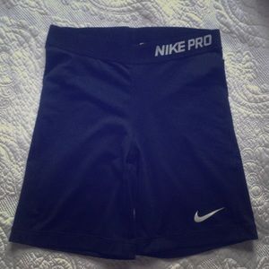 Black Nike Dri-FIT spandex.
