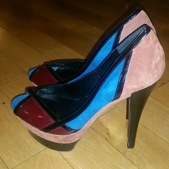 Jessica Simpson - Picture 2 of 3