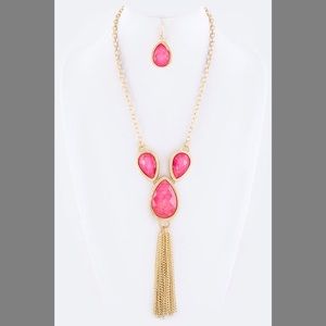 Necklace set