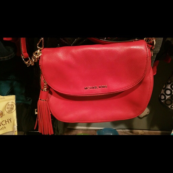 micheal kors bedford tassel medium convertible