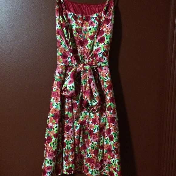 Fit and Flare Floral Dress - Picture 2 of 3