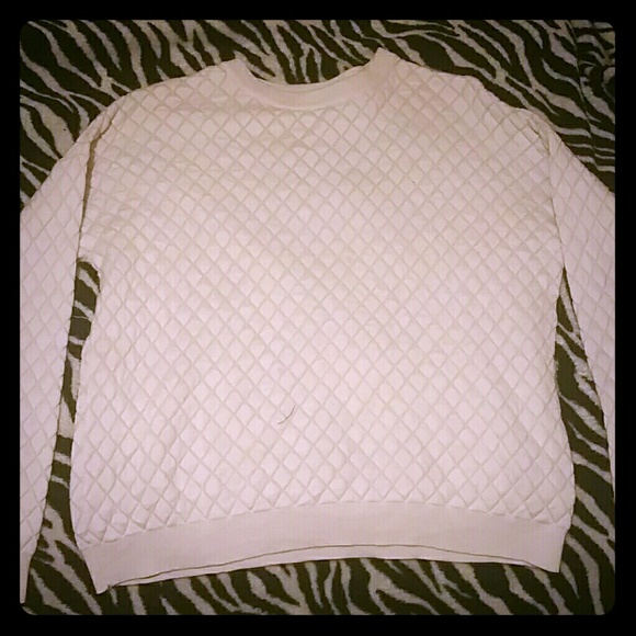 Sweater - Picture 1 of 1