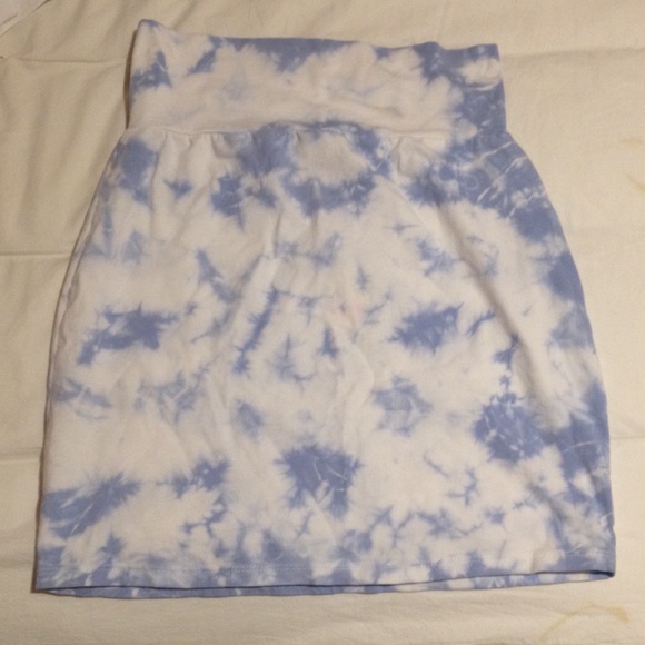 VS Pink tie dye pencil skirt