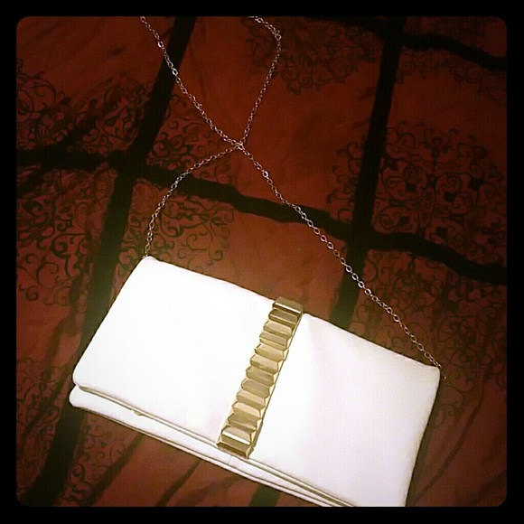 Clutch - Picture 1 of 1