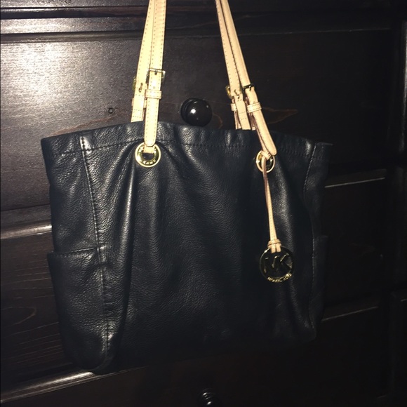 Michael kors Black leather purse