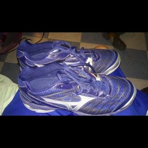 Volleyball shoes