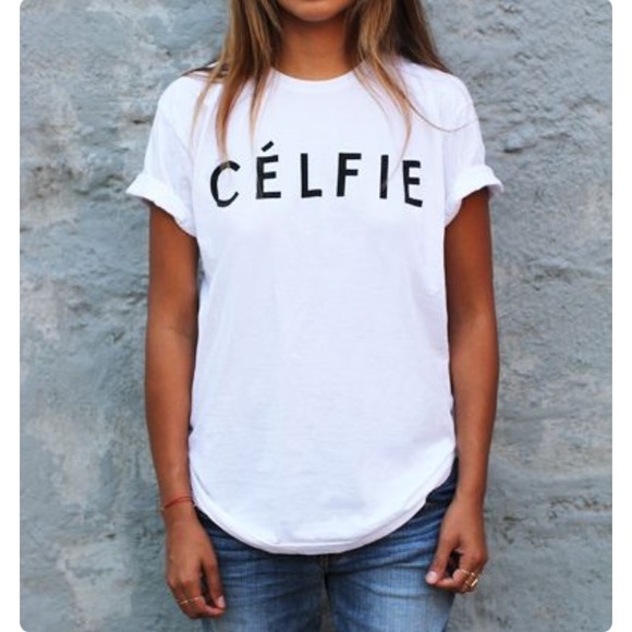 Tops - 🚫SOLD IN BUNDLE🚫 😍 Celfie shirt 😍