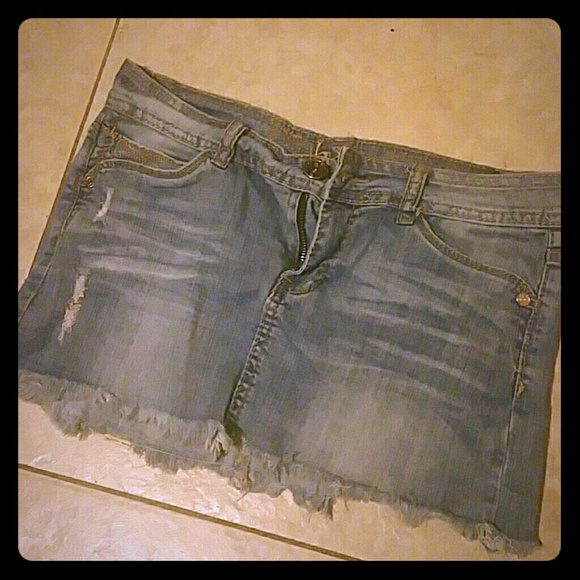 Jean skirt - Picture 1 of 1