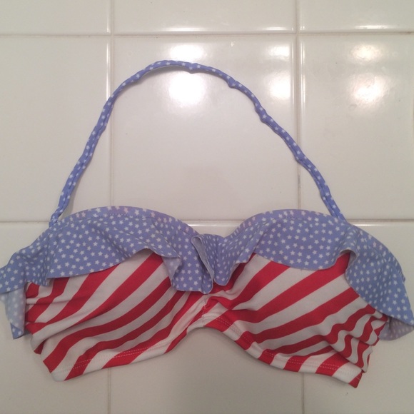 American flag bikini top🇺🇸🇺🇸🇺🇸