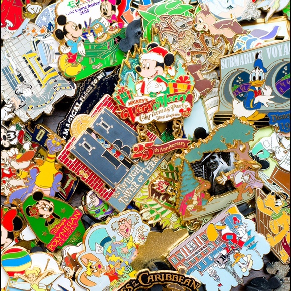 🎉🎊Disney Pin Mystery Pack🎊🎉 - Picture 2 of 2