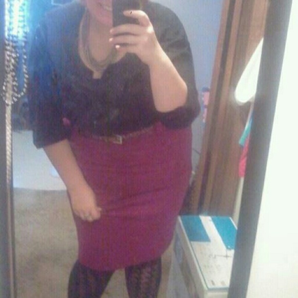 +not for sale atm+ Size 18 Fuschia Pencil Skirt