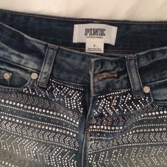 VS Pink shorts - Picture 2 of 3