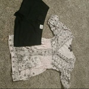 Really cute outfit! Great condition