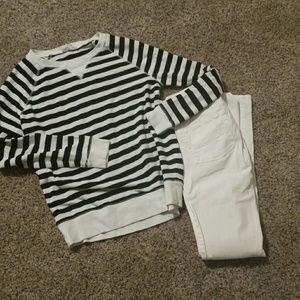 Adorable transitional to fall outfit