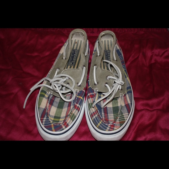 Plaid Sperrys
