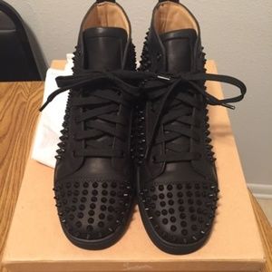 Auth.christian louboutin's