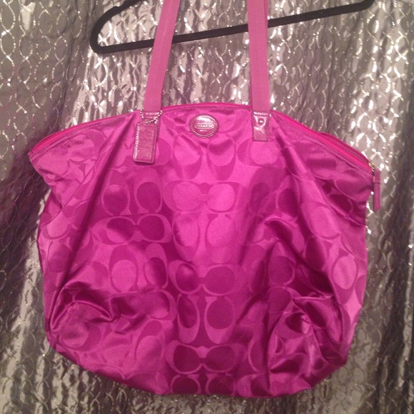 Coach weekender bag! - Picture 1 of 4