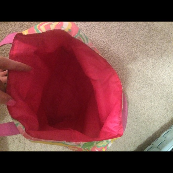 Lilly Pulitzer bag - Picture 2 of 2
