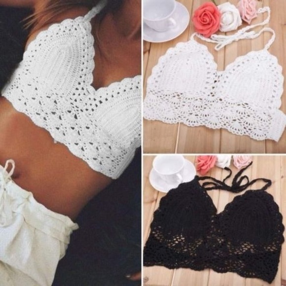 White or black knit crop top fits one size s/m