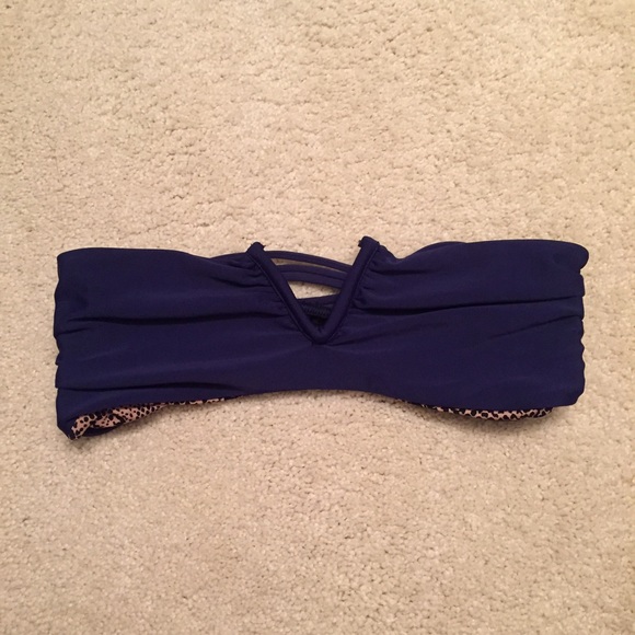 Acacia ohia top // indigo