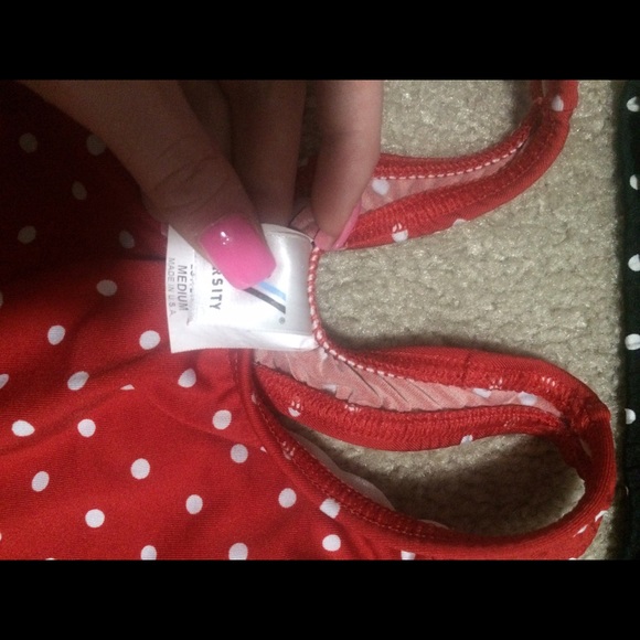 Sports Bra Bundle Medium - Picture 2 of 3