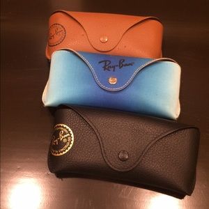 3 Ray-ban cases