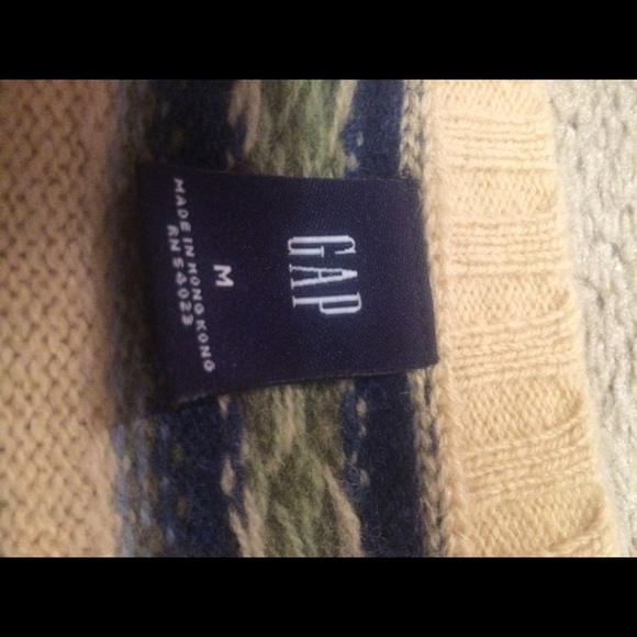 Knitted Sweater medium - Picture 2 of 2