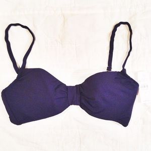 🔥HP 6-28-14🔥Navy bikini top by the LOFT. NWT.