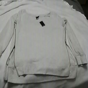 Top w/ Zippers On Each Side By Each Hip