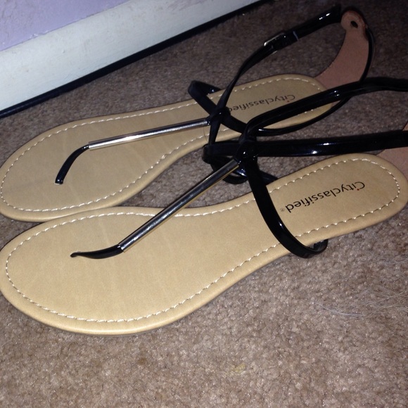 Forever 21 sandals
