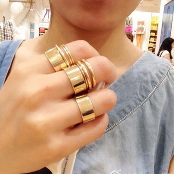 9pc gold ring set