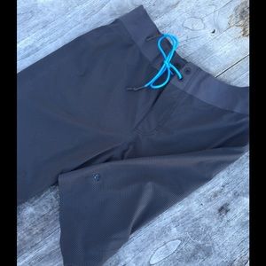 🌺SOLD 🌺 men's LULULEMON shorts