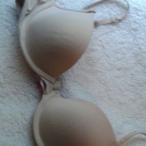 Victoras Secret Nude Bra