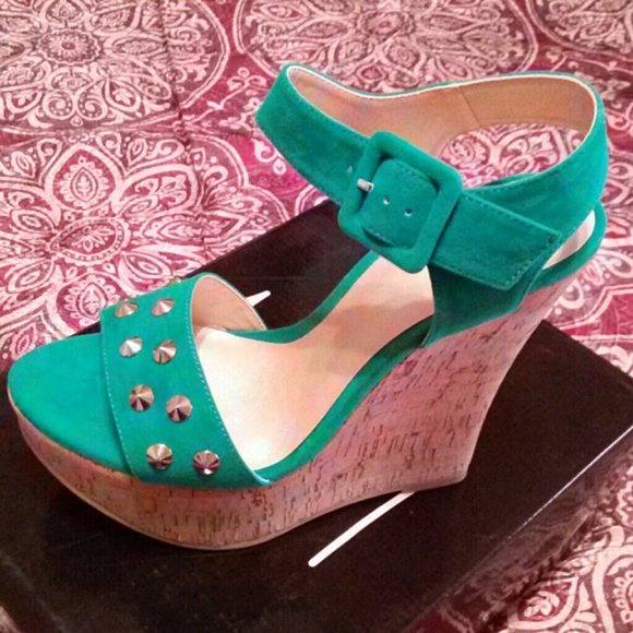 Green studded wedges