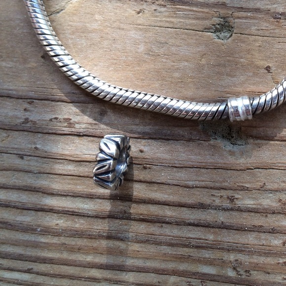 Pandora silver leaf charm