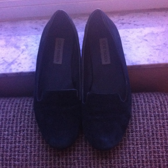 Black Steve Madden loafers