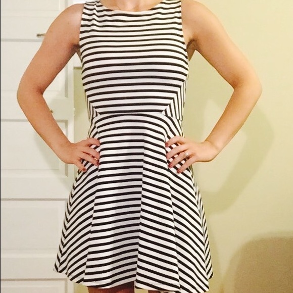 Black and white H&M dress