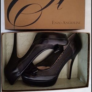 Enzo Black High Heel Leather Pump