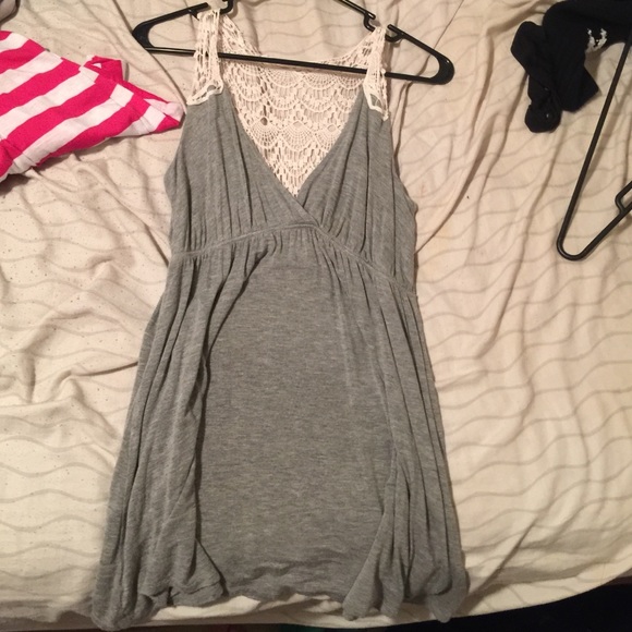 Grey top